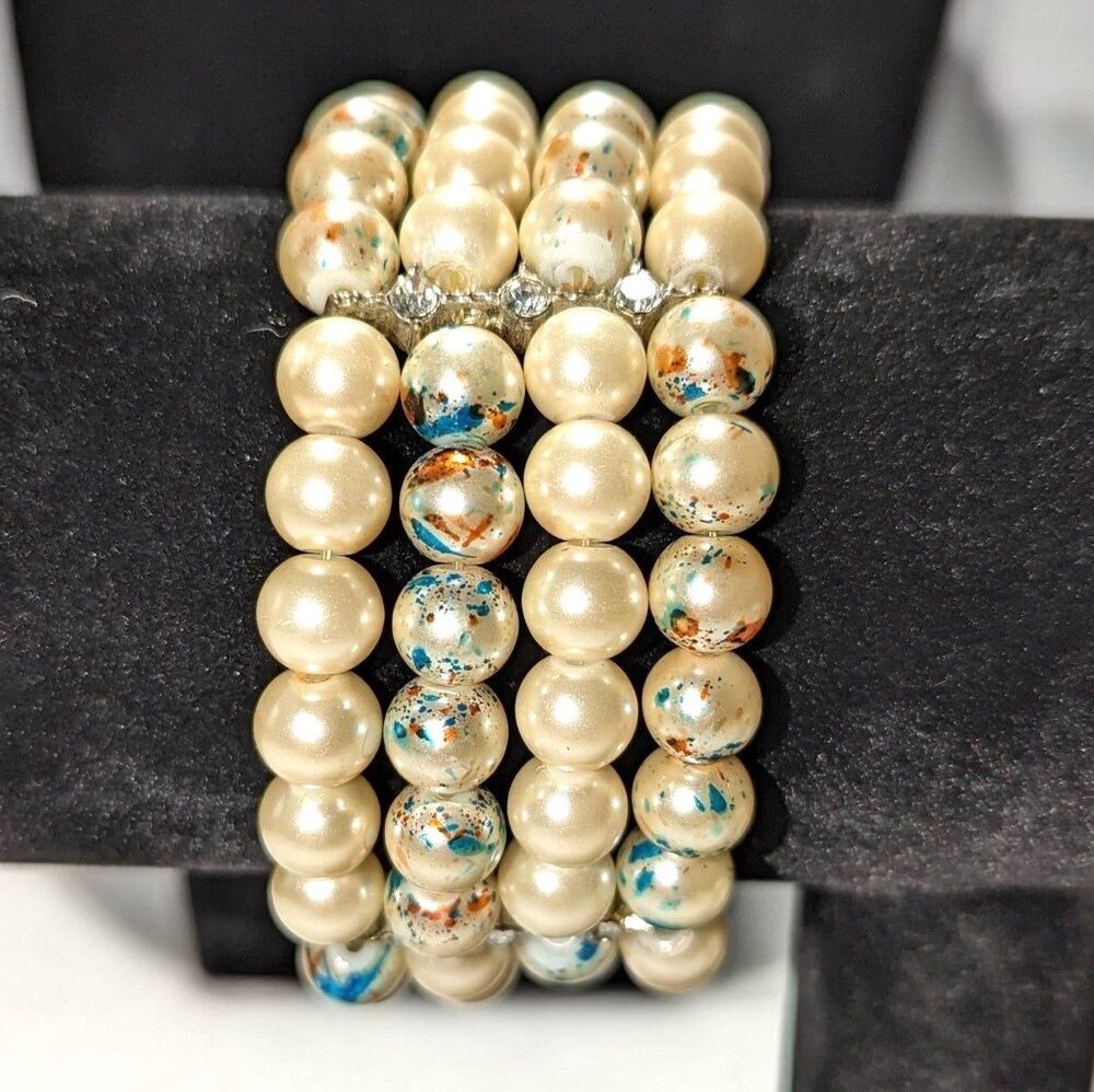 Paint Splatter Faux Pearl Bracelet